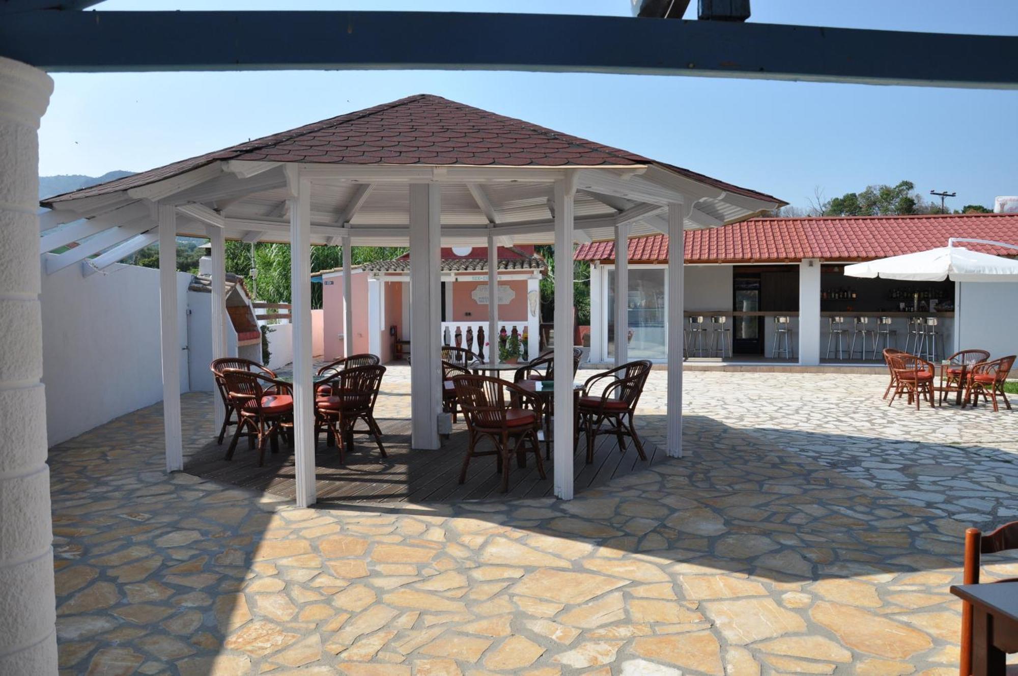 Tassos Apartments Corfu  Εξωτερικό φωτογραφία