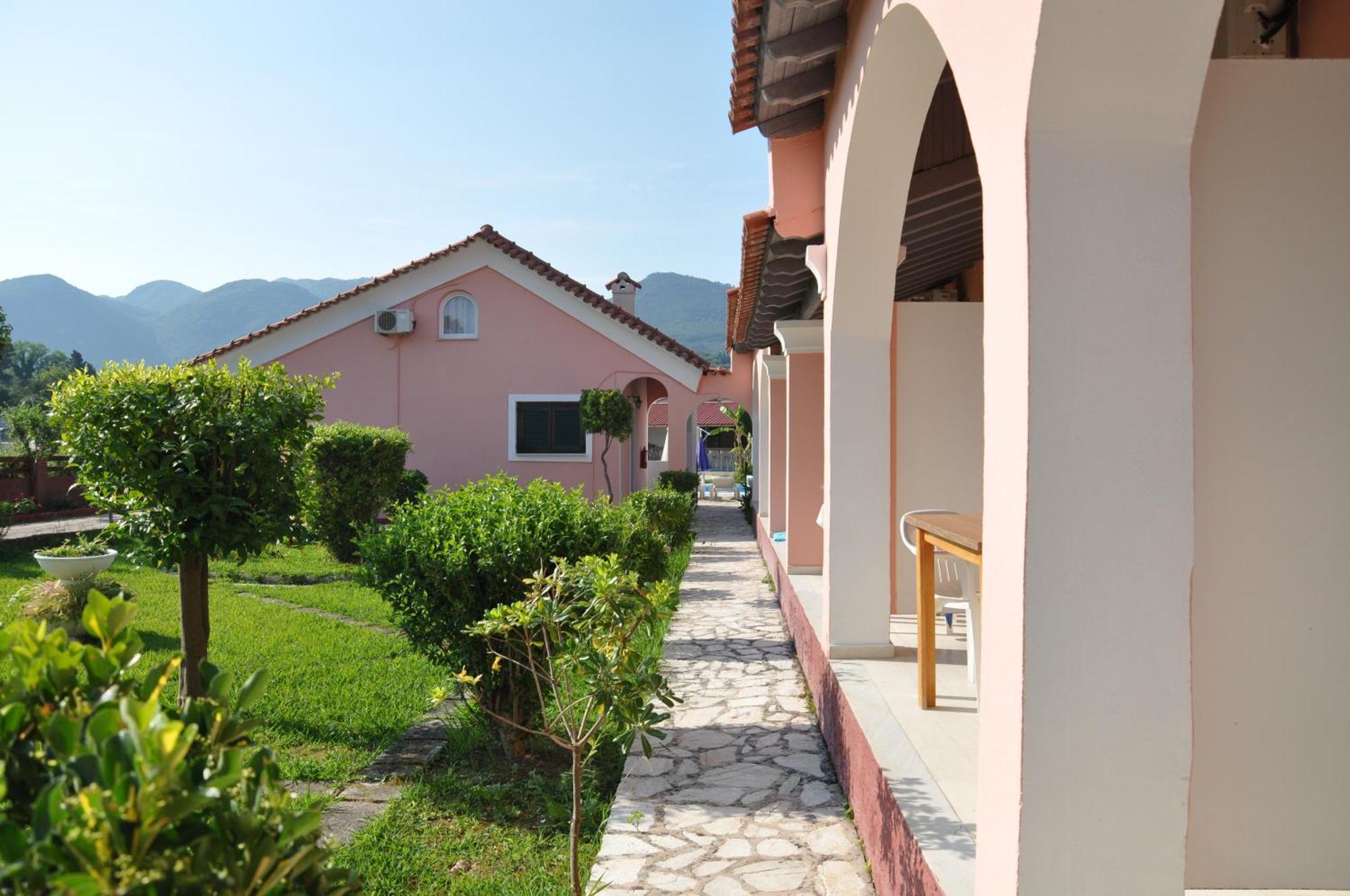 Tassos Apartments Corfu  Εξωτερικό φωτογραφία