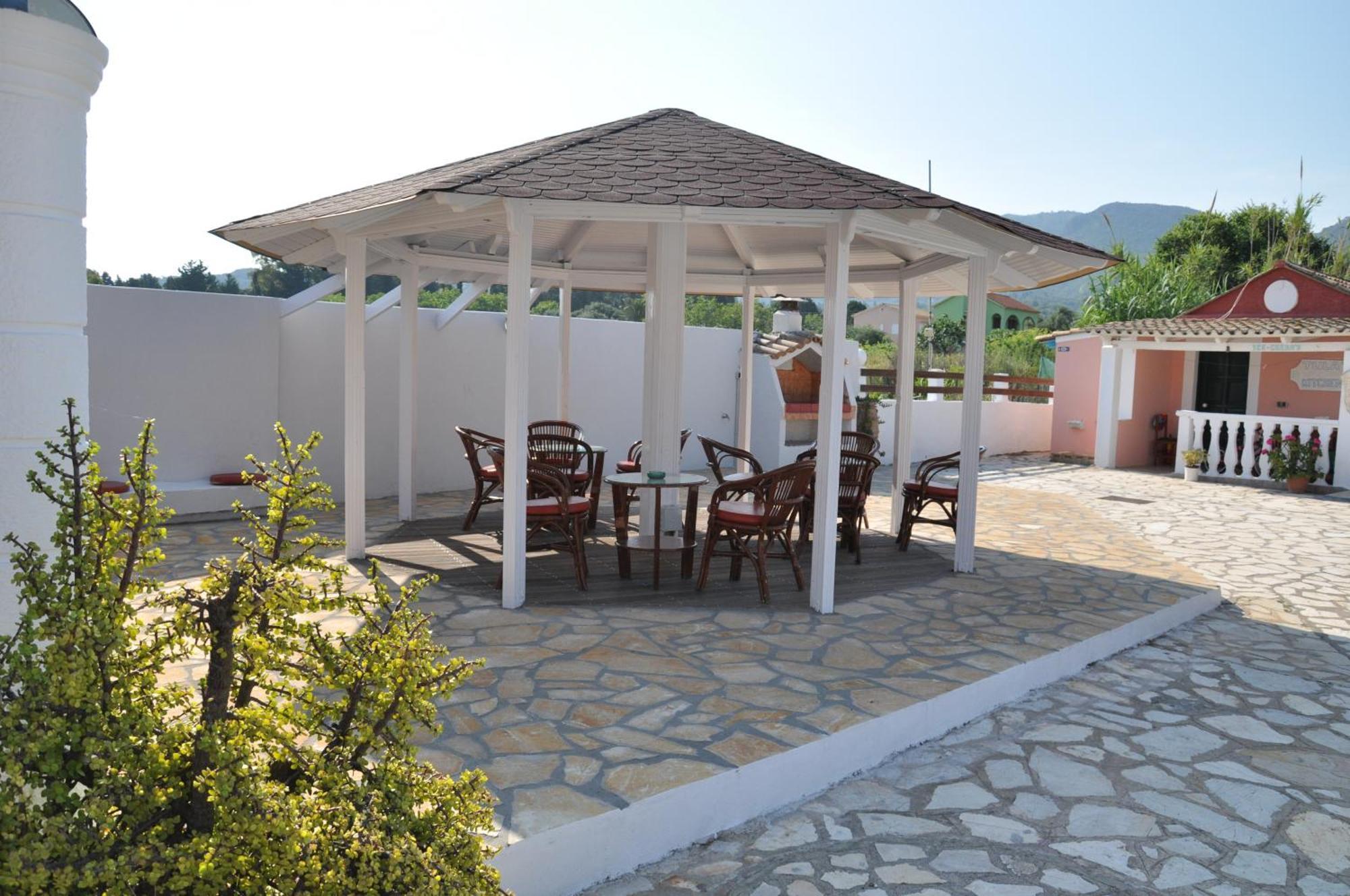 Tassos Apartments Corfu  Εξωτερικό φωτογραφία