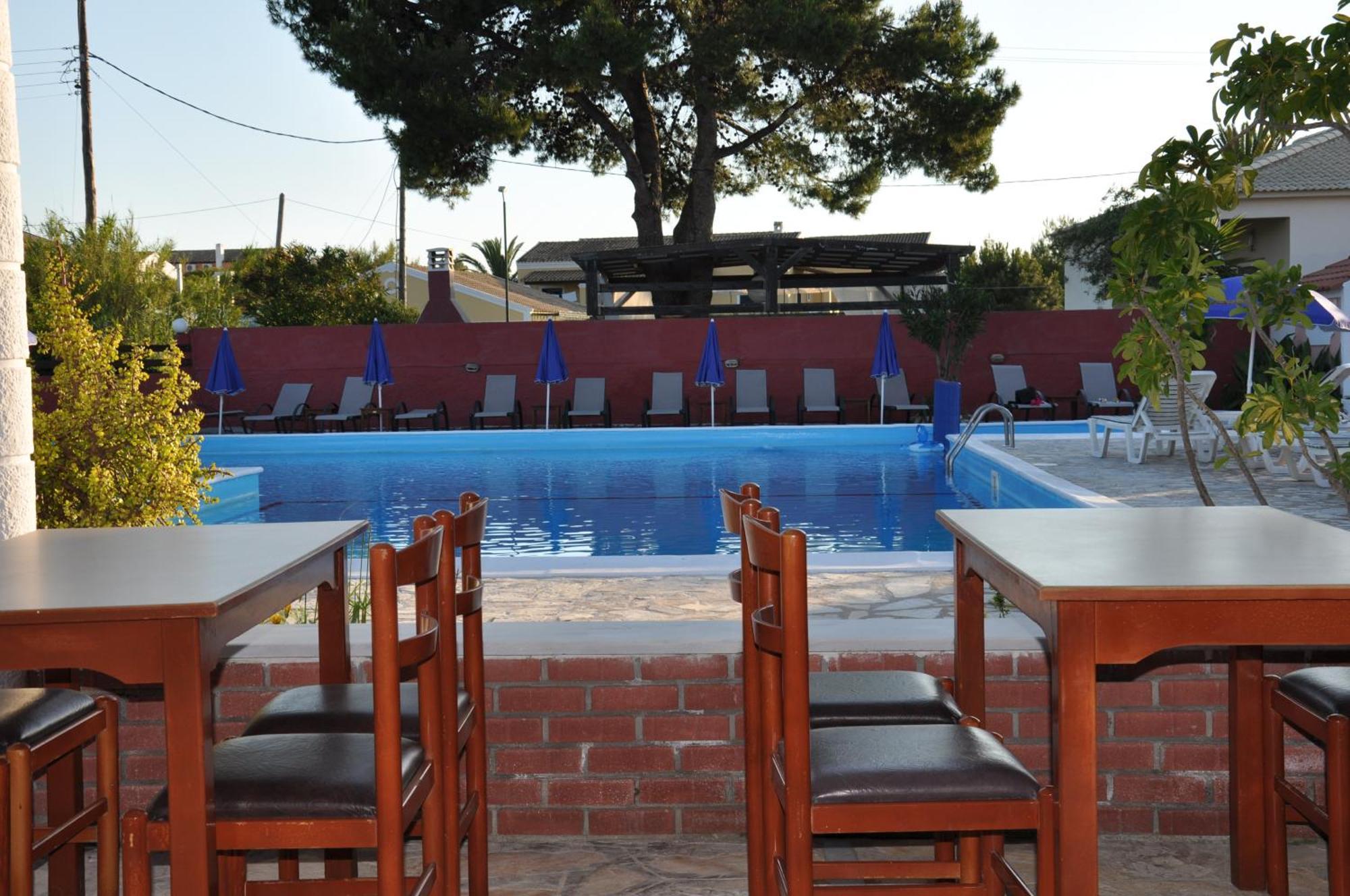 Tassos Apartments Corfu  Εξωτερικό φωτογραφία